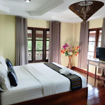 Jintana Resort Buriram Buitenkant foto