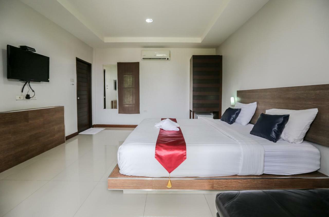 Jintana Resort Buriram Buitenkant foto