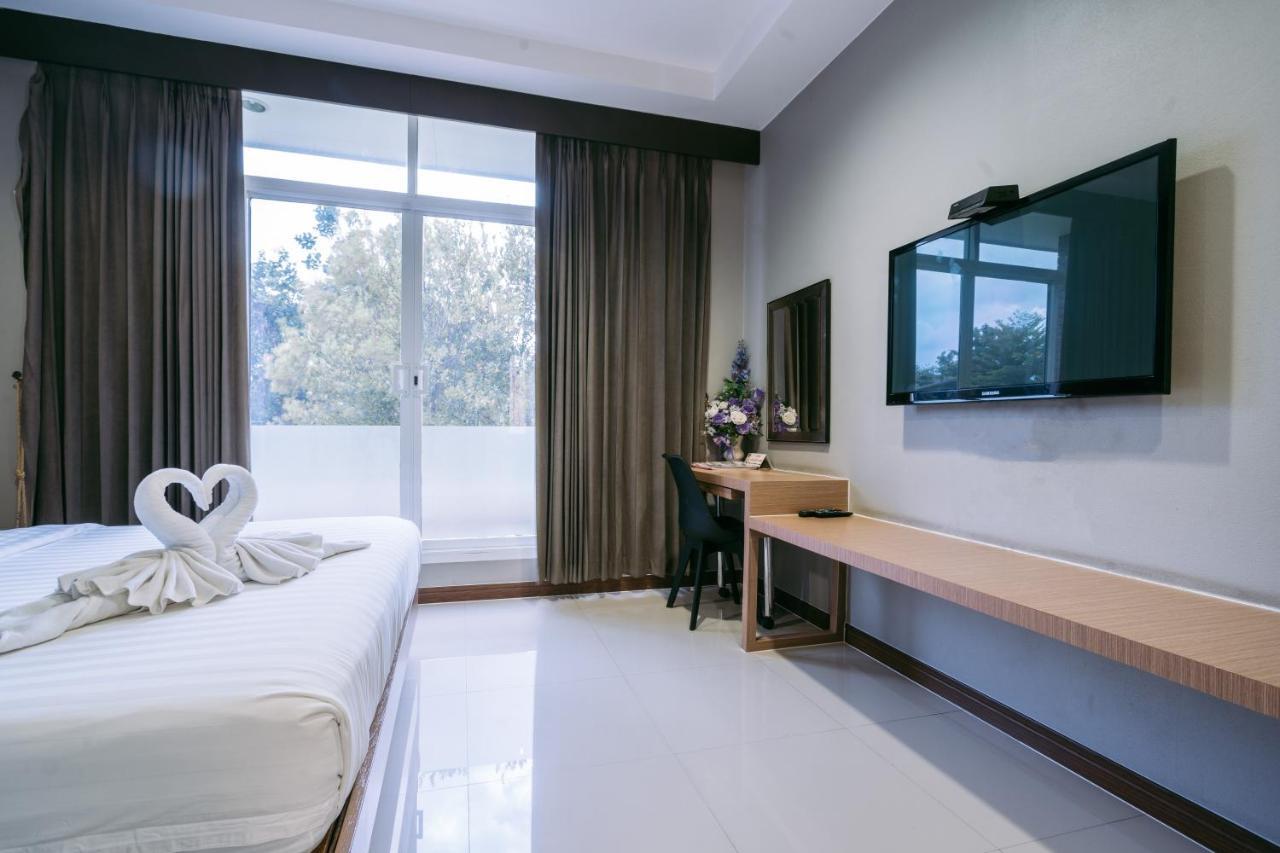 Jintana Resort Buriram Buitenkant foto