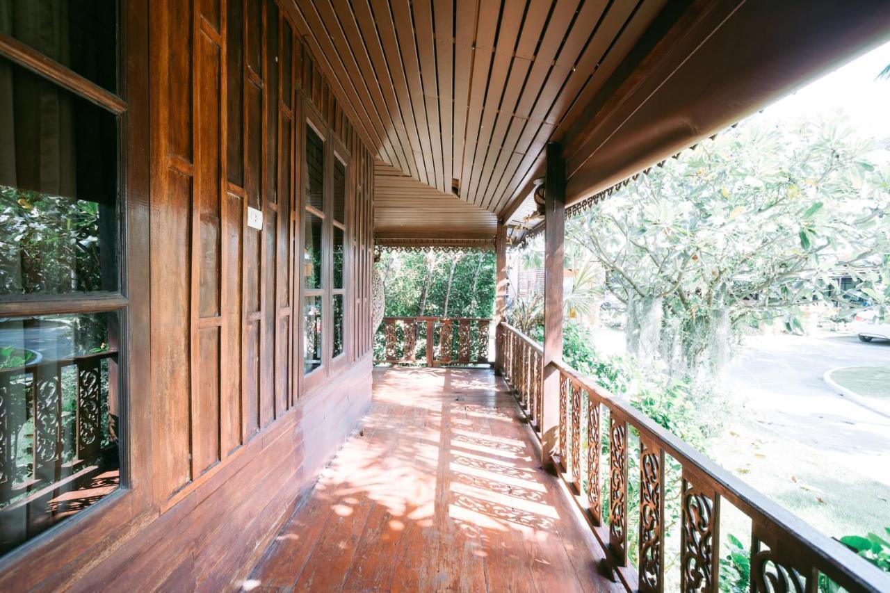 Jintana Resort Buriram Buitenkant foto