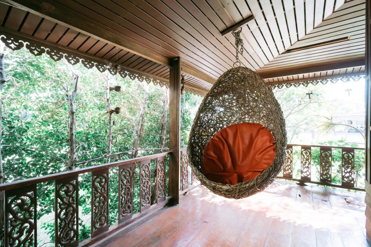 Jintana Resort Buriram Buitenkant foto